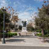 Siamo cos� andati a visitare la Torre. Dalla centrale piazza Moro di Toritto...